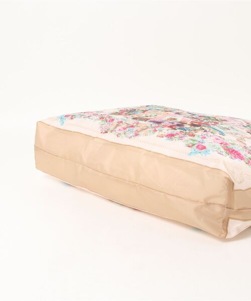 axes femme（アクシーズファム）の「ＢＲＴアリスレインバッグ（エコバッグ/サブバッグ・レディース・ベージュ・MEDIUM）」の3枚目の写真