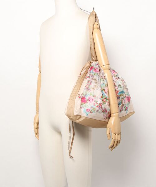 axes femme（アクシーズファム）の「ＢＲＴアリスレインバッグ（エコバッグ/サブバッグ・レディース・ベージュ・MEDIUM）」の6枚目の写真