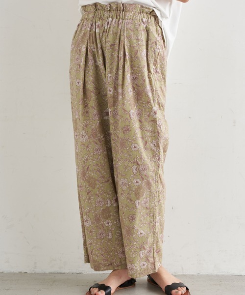 earth music&ecology（アースミュージックアンドエコロジー）の「気分は旅！パンツ ＊（その他パンツ・レディース・ピンクベージュ/ダークネイビー/ベージュ/カーキ・FREE）」の2枚目の写真