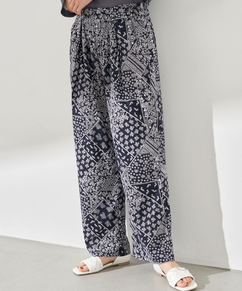 earth music&ecology（アースミュージックアンドエコロジー）の「気分は旅！パンツ ＊（その他パンツ・レディース・ピンクベージュ/ダークネイビー/ベージュ/カーキ・FREE）」の3枚目の写真