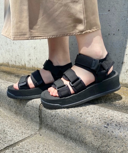 nemne store(ネンネストア)の「まったりするバックルベルトスポサン(サンダル・レディース・ホワイト/ブラック/グレー/カーキ・SMALL/MEDIUM/LARGE)」の7枚目の写真
