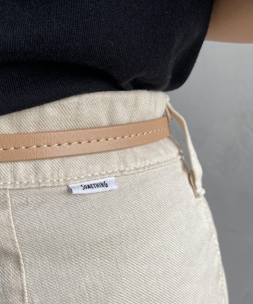 SOMETHING（サムシング）の「[SOMETHING/サムシング] 別注 コットンリネン ベルト付きタックワイドパンツ（その他パンツ・レディース・ブラウン/アイボリー/グレイッシュベージュ・S/M/XS）」の17枚目の写真