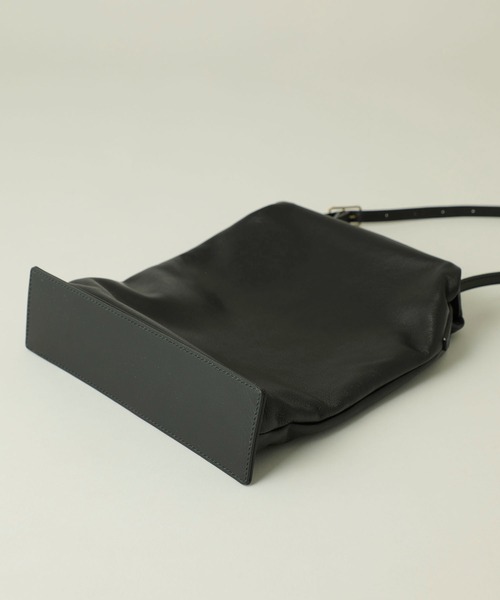 MARROW（マロウ）の「【MARROW(マロー)】ソフトボックス/MA-AC1301（ショルダーバッグ・レディース・ブラック/アイボリー・FREE）」の8枚目の写真