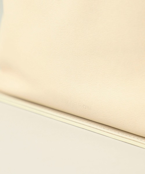 MARROW（マロウ）の「【MARROW(マロー)】ソフトボックス/MA-AC1301（ショルダーバッグ・レディース・ブラック/アイボリー・FREE）」の18枚目の写真