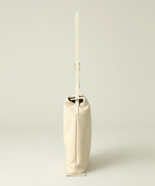 MARROW（マロウ）の「【MARROW(マロー)】ソフトボックス/MA-AC1301（ショルダーバッグ・レディース・ブラック/アイボリー・FREE）」の13枚目の写真