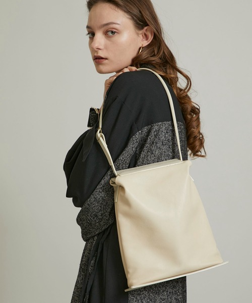 MARROW（マロウ）の「【MARROW(マロー)】ソフトボックス/MA-AC1301（ショルダーバッグ・レディース・ブラック/アイボリー・FREE）」の20枚目の写真