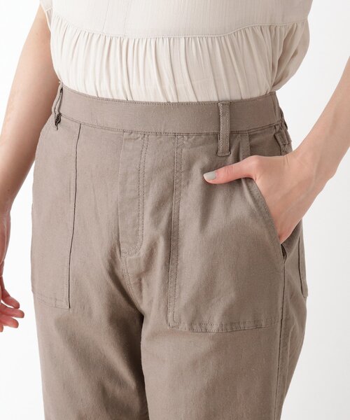 SHOO・LA・RUE（シューラルー）の「◆【SS-4L】ひんやり麻混ストレッチベイカーパンツ（その他パンツ・レディース・カーキ/サンドベージュ/ダークネイビー・10/01/02/03/04/05/06）」の13枚目の写真