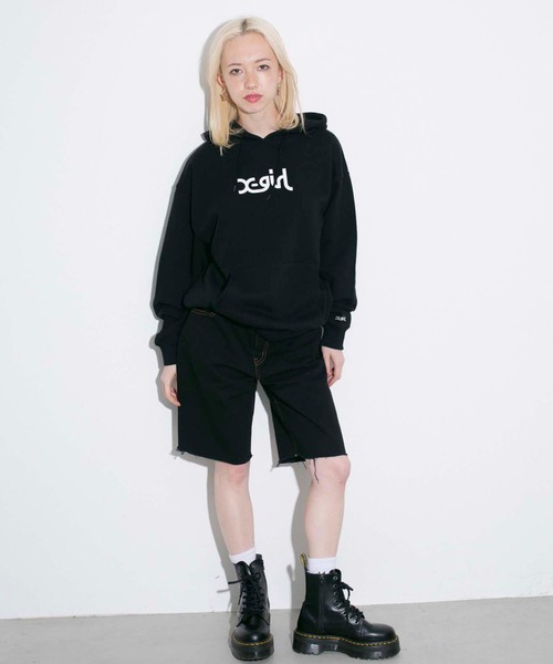 X-girl（エックスガール）の「THICK RUBBER MILLS LOGO SWEAT HOODIE（パーカー・レディース・ライトブルー/ブラック/ベージュ/パープル・S/M/L/XL）」の17枚目の写真
