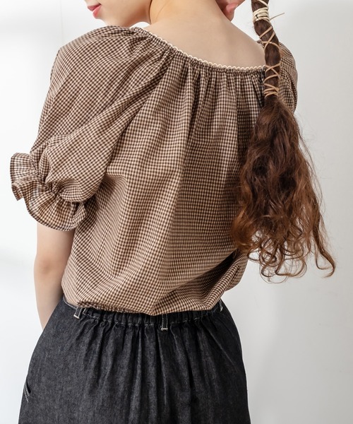 OLIVE des OLIVE（オリーブデオリーブ）の「多幸感クロップド胸くしゅブラウス（シャツ/ブラウス・レディース・ブラウン/オフホワイト/サックスブルー・FREE）」の6枚目の写真