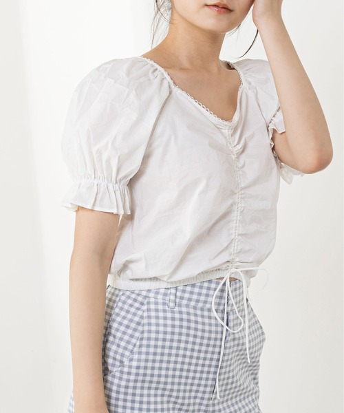 OLIVE des OLIVE（オリーブデオリーブ）の「多幸感クロップド胸くしゅブラウス（シャツ/ブラウス・レディース・ブラウン/オフホワイト/サックスブルー・FREE）」の17枚目の写真