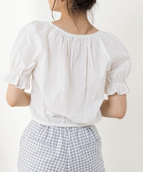 OLIVE des OLIVE（オリーブデオリーブ）の「多幸感クロップド胸くしゅブラウス（シャツ/ブラウス・レディース・ブラウン/オフホワイト/サックスブルー・FREE）」の18枚目の写真