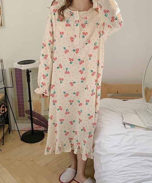 Leja レジャ の Elcy チェリー柄襟オーバーワンピース ルームワンピース Wear