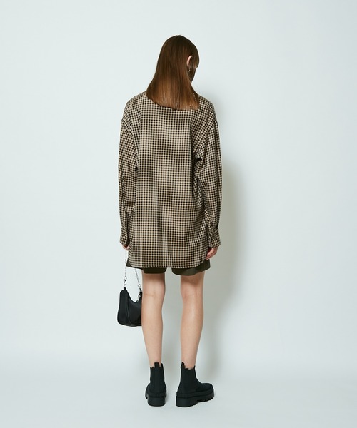 SUPERTHANKS（スーパーサンクス）の「【SUPERTHANKUS/スーパーサンクス】COVERED BUTTON LONG SHIRT/カバードロングシャツ（シャツ/ブラウス・レディース・グレー/モカ・SMALL）」の19枚目の写真