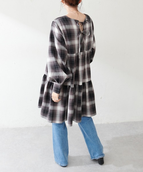 DISCOAT（ディスコート）の「オンブレチェックワンピース（ワンピース・レディース・ブラック/ブラウン・FREE）」の22枚目の写真