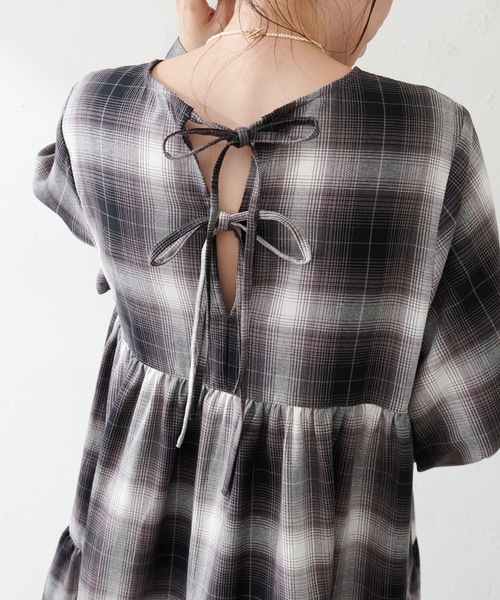 DISCOAT（ディスコート）の「オンブレチェックワンピース（ワンピース・レディース・ブラック/ブラウン・FREE）」の4枚目の写真