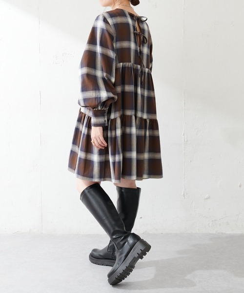 DISCOAT（ディスコート）の「オンブレチェックワンピース（ワンピース・レディース・ブラック/ブラウン・FREE）」の18枚目の写真