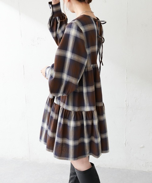 DISCOAT（ディスコート）の「オンブレチェックワンピース（ワンピース・レディース・ブラック/ブラウン・FREE）」の13枚目の写真