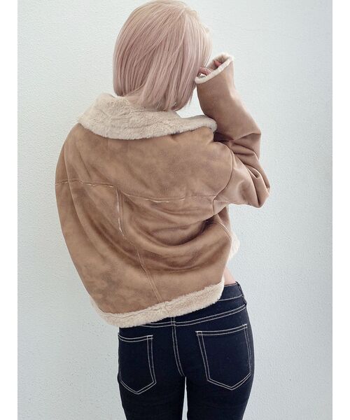 GYDA（ジェイダ）の「ドッキングエコファーライダースジャケット（ムートンコート・レディース・アイボリー/ブラウン・FREE）」の14枚目の写真