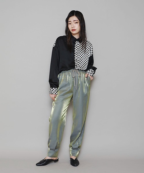 lautreamont BLEUBLANC（ロートレアモンブルーブラン）の「<lautreamont BLEUBLANC>バイカラードットシャツ≪洗濯機で洗える≫（シャツ/ブラウス・レディース・ブラック系その他/アイボリー・9号）」の15枚目の写真