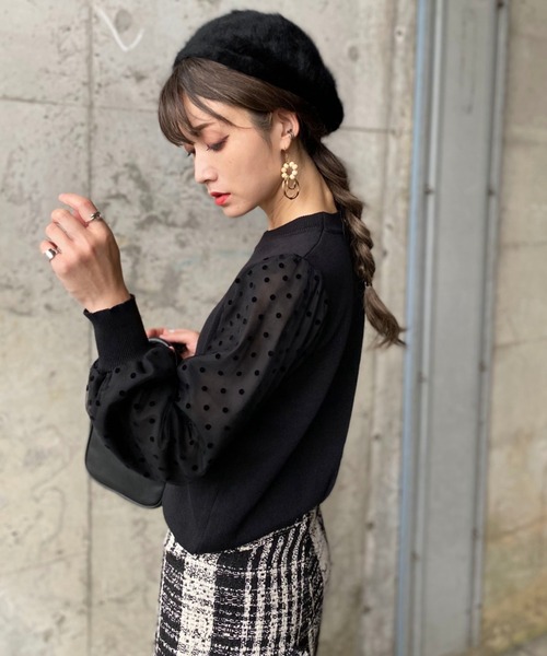 deux amour(ドゥーザムール)の「袖ドットカットソー(Tシャツ/カットソー・レディース・ブラック/ベージュ・MEDIUM)」の6枚目の写真