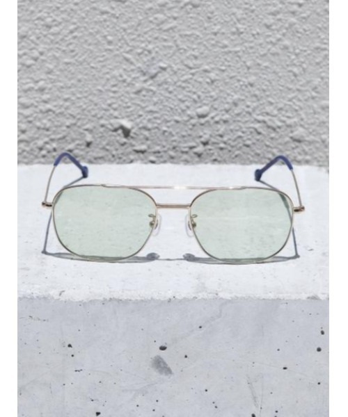 VERYNERD(ベリーナード)の「VERYNERD sunglasses Peckham(サングラス・レディース・クリア・ONE SIZE)」の11枚目の写真