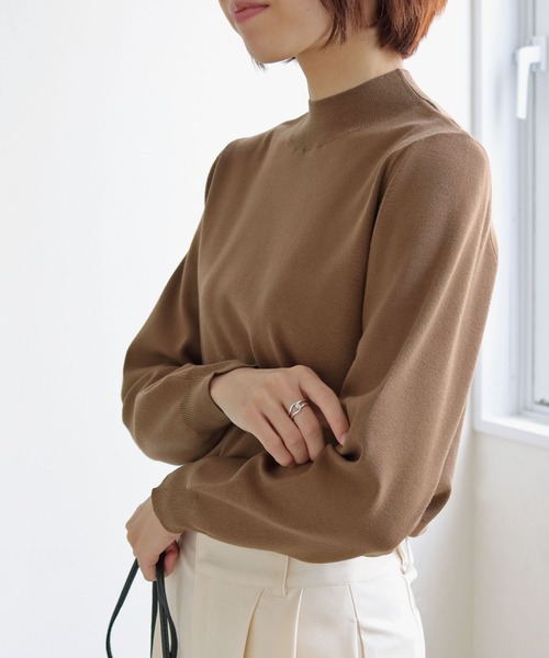 HER CLOSET（ハークローゼット）の「【shemoshelly】WEB限定プチハイネックベーシックニットプルオーバー（ニット/セーター・レディース・ブラック/ダークグリーン/ブラウン/ブルー/アイボリー/グレイッシュベージュ・M）」の14枚目の写真