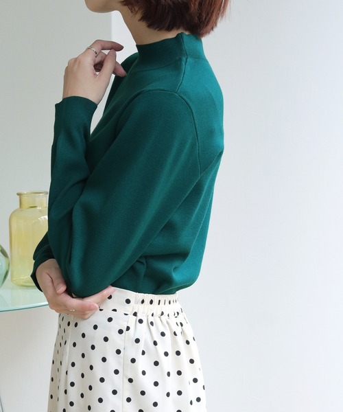 HER CLOSET（ハークローゼット）の「【shemoshelly】WEB限定プチハイネックベーシックニットプルオーバー（ニット/セーター・レディース・ブラック/ダークグリーン/ブラウン/ブルー/アイボリー/グレイッシュベージュ・M）」の19枚目の写真