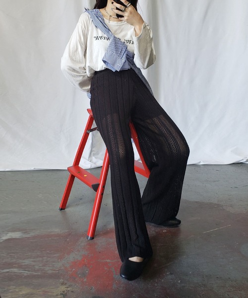 me+em select（ミームセレクト）の「クロシェプリーツニットワイドパンツ【裏地付き】（その他パンツ・レディース・ベージュ/ブラック/オートミール/イエロー/グリーン・FREE）」の2枚目の写真