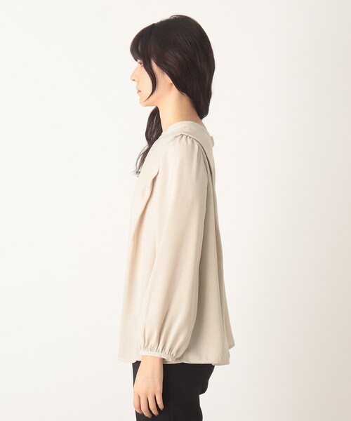 DRESKIP(ドレスキップ)の「◆イ-ジ-ケア前後2WAY袖タックブラウス(シャツ/ブラウス・レディース・ブラック/ベージュ/ダークオレンジ・02/03)」の4枚目の写真