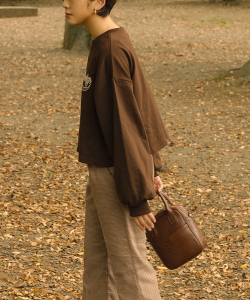 Ambre Neige(アンブルネージュ)の「カレッジシシュウスウェット/【WEB/EC限定商品】(スウェット・レディース・ライトグレー/ダークブラウン/アイボリー・FREE)」の9枚目の写真