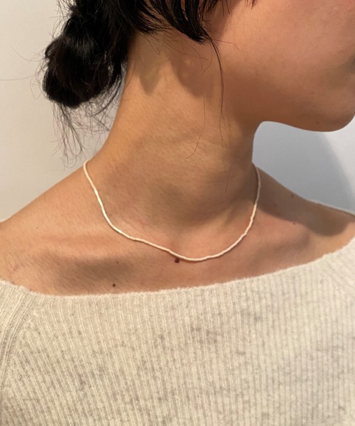 SHENERY（シーナリー）の「【WEB限定】バンブービーズネックレス（ネックレス・レディース・ブラック/オフホワイト/レッド・FREE）」の7枚目の写真