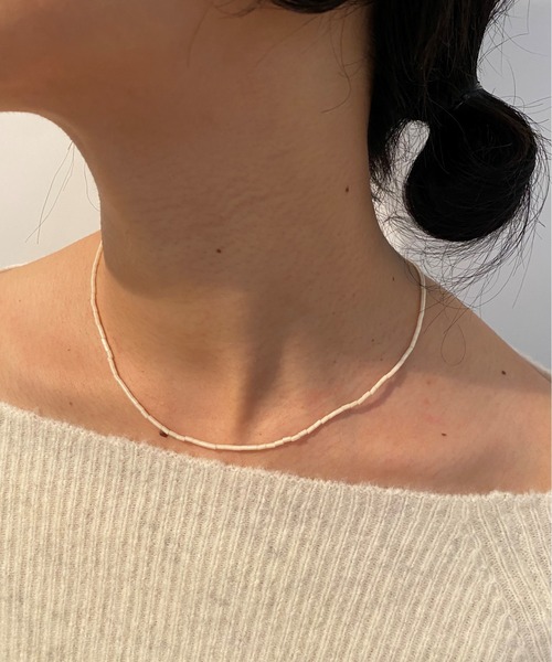 SHENERY（シーナリー）の「【WEB限定】バンブービーズネックレス（ネックレス・レディース・ブラック/オフホワイト/レッド・FREE）」の4枚目の写真