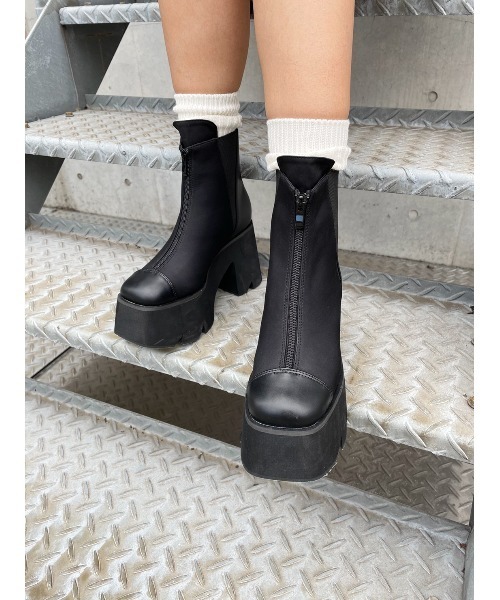 FIG&VIPER（フィグアンドバイパー）の「シャークソールZIPブーツ（ブーツ・レディース・ブラック・SMALL/MEDIUM/LARGE）」の5枚目の写真