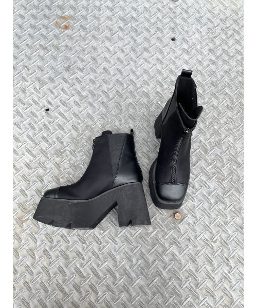 FIG&VIPER（フィグアンドバイパー）の「シャークソールZIPブーツ（ブーツ・レディース・ブラック・SMALL/MEDIUM/LARGE）」の11枚目の写真