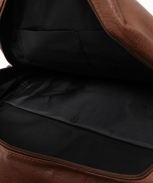STYLEBLOCK(スタイルブロック)の「レザータッチバックパック(バックパック/リュック・メンズ・ダークブラウン/ライトブラウン/ブラック・FREE)」の6枚目の写真