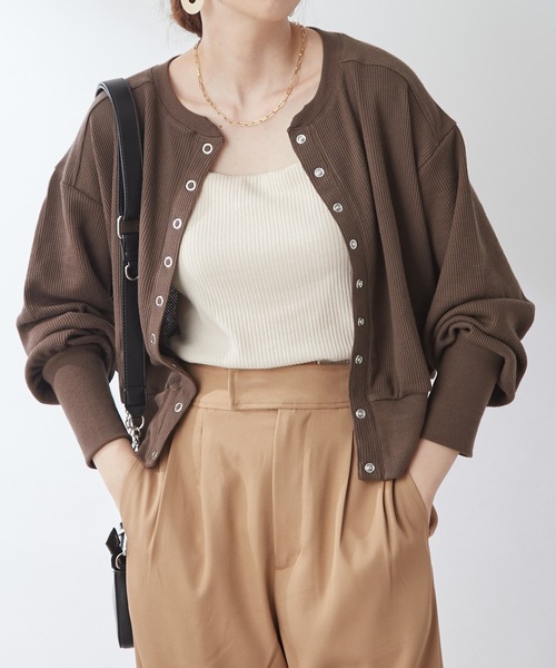 DISCOAT(ディスコート)の「【WEB限定】ワッフルショートカーディガン(カーディガン/ボレロ・レディース・ブラック/ブラウン/グリーン/グレイッシュベージュ/テラコッタ/オフホワイト/イエロー/レッド/グリーン系その他・FREE)」の20枚目の写真