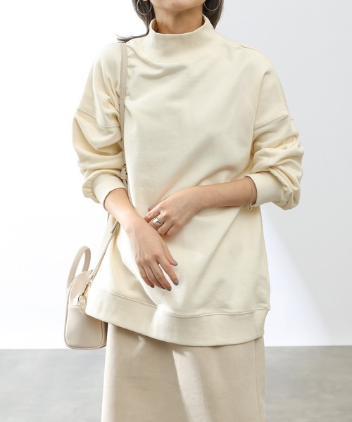 COLONY 2139（コロニートゥーワンスリーナイン）の「裏毛ハイネックプルオーバー（スウェット・レディース・ブラック/モカ/グリーン/アイボリー/ブルー・MEDIUM/LARGE）」の2枚目の写真