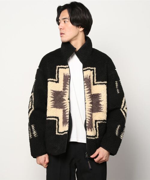 PENDLETON(ペンドルトン)の「PENDLETON(ペンドルトン) ボアスタンドジップブルゾン Boa Stand Zip Blouson(ブルゾン・メンズ・ブラック/キャメル/アイボリー・LARGE/MEDIUM)」の1枚目の写真