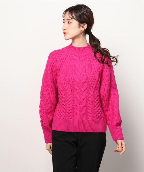 Banana Republic(バナナリパブリック)の「カシミヤ ケーブルニット クロップドセーター(ニット/セーター・レディース・ピンク/ライトグレー・S/XS/M)」の3枚目の写真