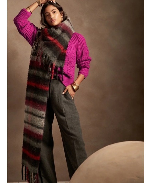 Banana Republic(バナナリパブリック)の「カシミヤ ケーブルニット クロップドセーター(ニット/セーター・レディース・ピンク/ライトグレー・S/XS/M)」の5枚目の写真