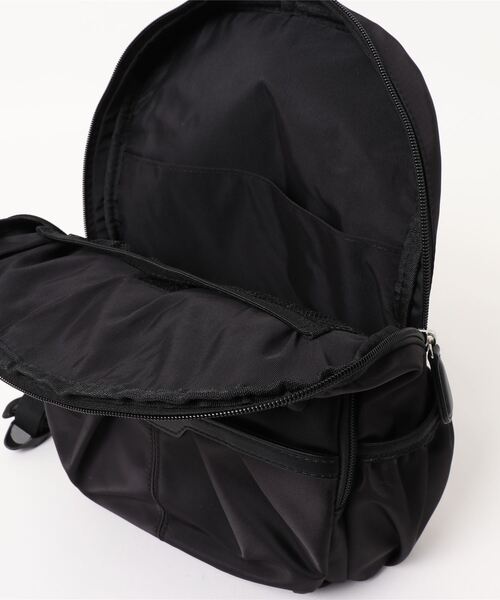 & chouette（アンドシュエット）の「丸型ソフトリュック（バックパック/リュック・レディース・ブラック/ブラウン/グレー・FREE）」の4枚目の写真