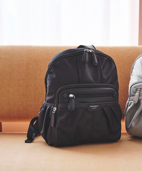 & chouette（アンドシュエット）の「丸型ソフトリュック（バックパック/リュック・レディース・ブラック/ブラウン/グレー・FREE）」の2枚目の写真