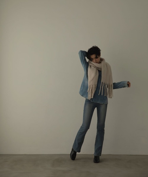 marjour(マージュール)の「BULKY MUFFLER(マフラー・レディース・アイボリー/カーキ/イエロー・FREE)」の22枚目の写真