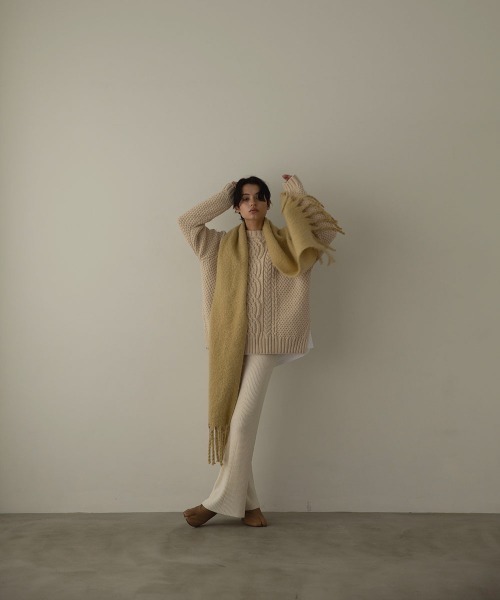 marjour(マージュール)の「BULKY MUFFLER(マフラー・レディース・アイボリー/カーキ/イエロー・FREE)」の13枚目の写真