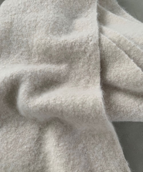 marjour(マージュール)の「BULKY MUFFLER(マフラー・レディース・アイボリー/カーキ/イエロー・FREE)」の15枚目の写真