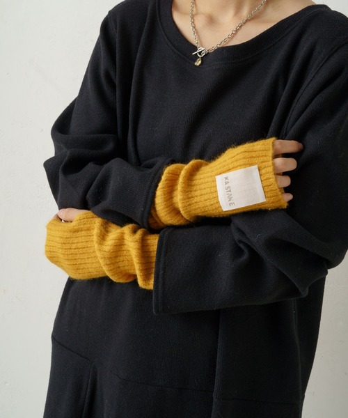 Kastane(カスタネ)の「【新色追加】ニットリブアームウォーマー(アームカバー・レディース・ブラック/グレー/アイボリー/イエロー・FREE)」の22枚目の写真