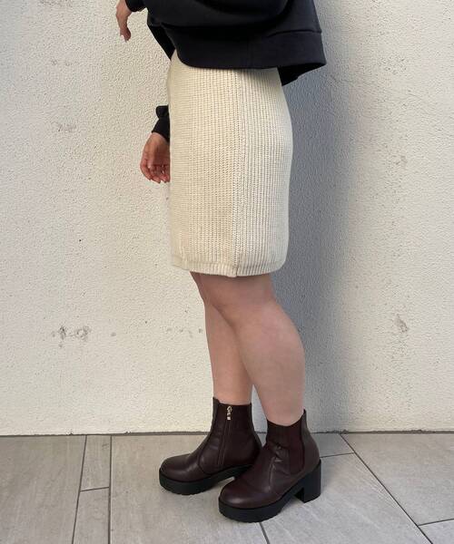 MAJESTIC LEGON（マジェスティックレゴン）の「ケーブル柄ミニニットスカート（スカート・レディース・ブラック/ブラウン/アイボリー・MEDIUM）」の18枚目の写真