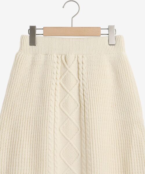 MAJESTIC LEGON（マジェスティックレゴン）の「ケーブル柄ミニニットスカート（スカート・レディース・ブラック/ブラウン/アイボリー・MEDIUM）」の13枚目の写真