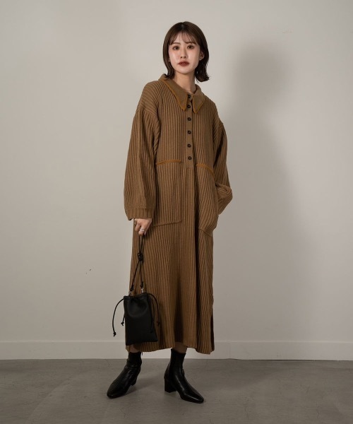Amiur（エミレ）の「bicolor accent rib knit ops（ワンピース・レディース・ベージュ/カーキブラウン・FREE）」の14枚目の写真