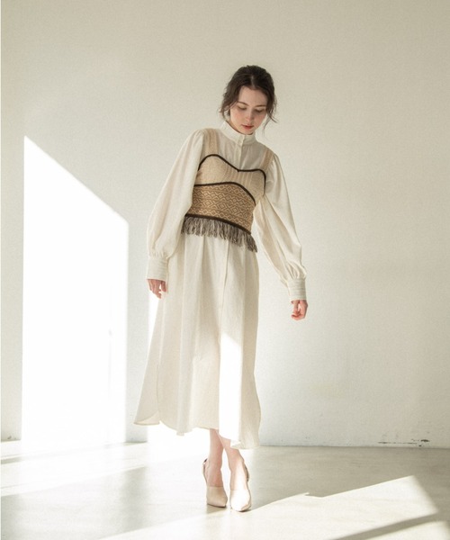 idem(イデム)の「pattern crochet bustier/クロシェ編みニットビスチェ(ベスト・レディース・ブラック/ベージュ・FREE)」の16枚目の写真